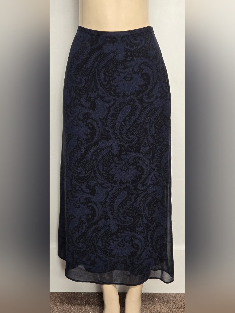Express 7/8 Chiffon Skirt Ling Length Paisley Black Blue